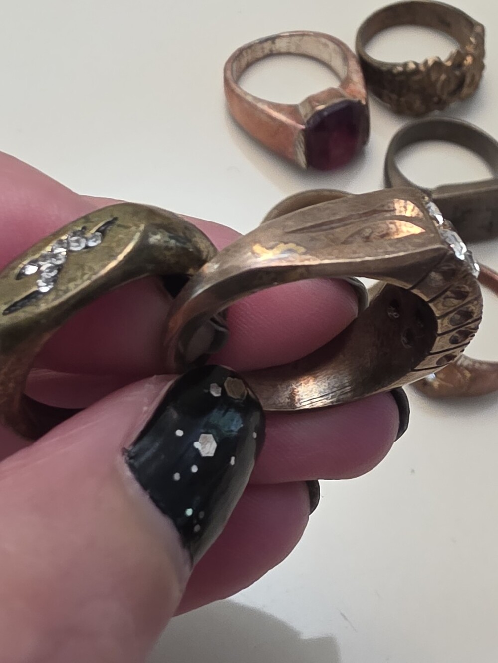 Antique/Vintage Bronze Brass Or Copper Ring Bundle Repair Repurpose Wear - Picture 9 of 16
